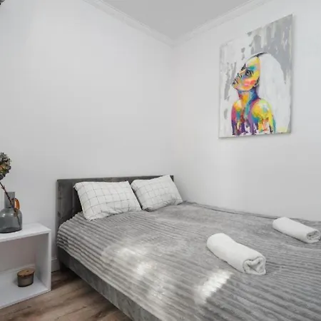 شقة Golden - Modern & Stylish, Aleja Solidarnosci وارسو